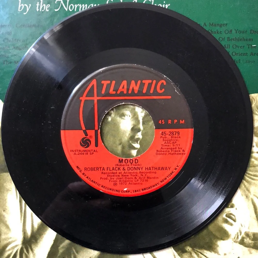 Roberta Flack Where Is The Love/Mood Vinyl 45 Record '72 - Picture 3 of 4